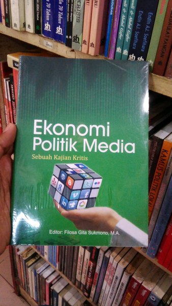 Detail Buku Ekonomi Politik Media Nomer 20