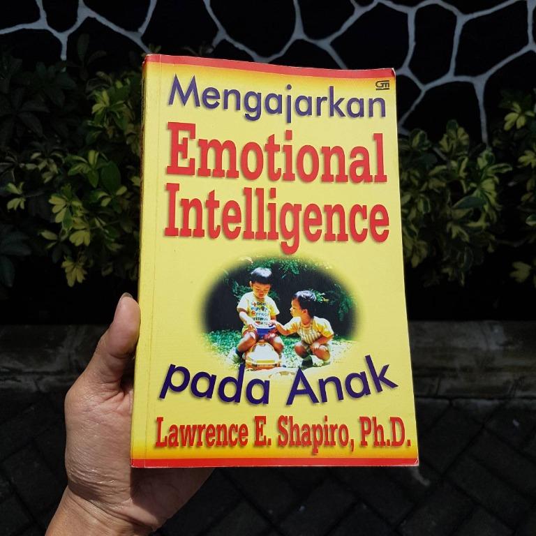 Detail Buku Emotional Intelligence Nomer 30