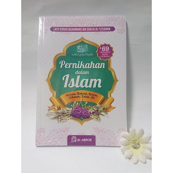 Detail Buku Fiqih Pernikahan Nomer 46