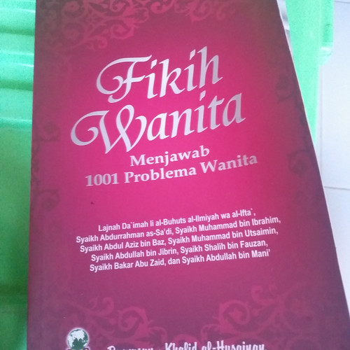 Detail Buku Fiqih Wanita Nomer 20