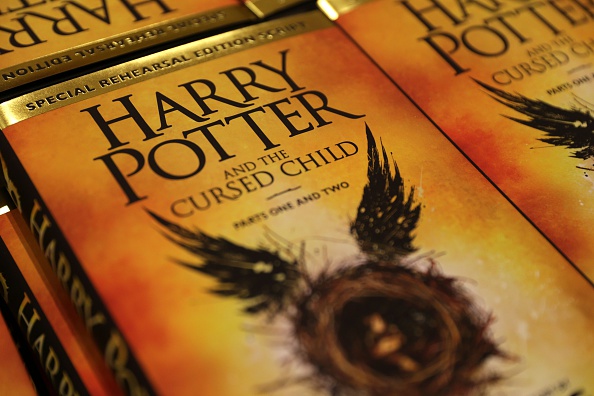 Detail Buku Harry Potter And The Cursed Child Nomer 56