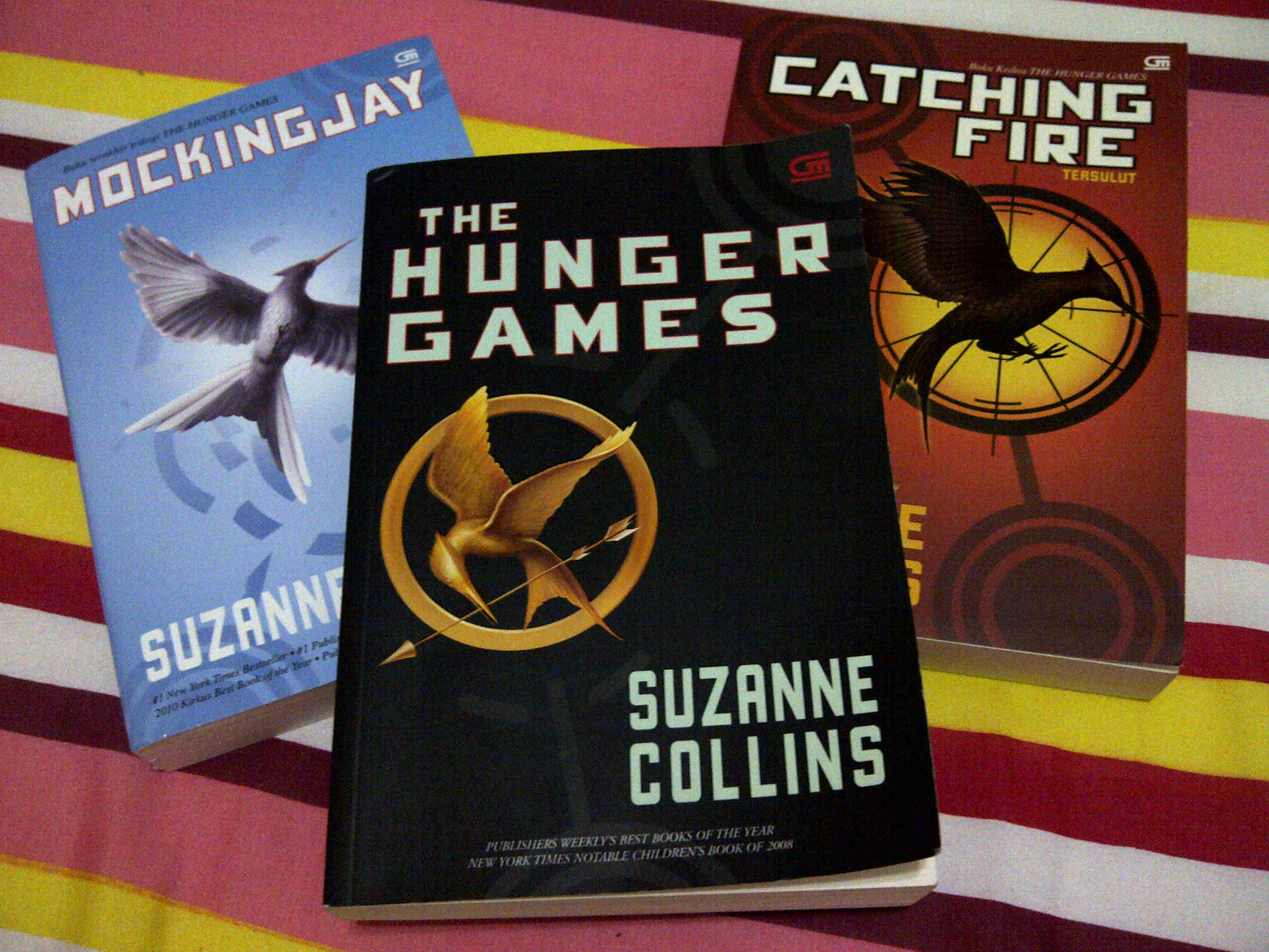 Detail Buku Hunger Games Nomer 27