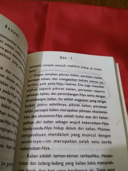 Detail Buku Iblis Menggugat Tuhan Nomer 33