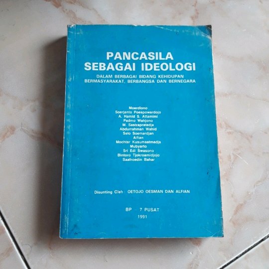 Detail Buku Ideologi Pancasila Nomer 28