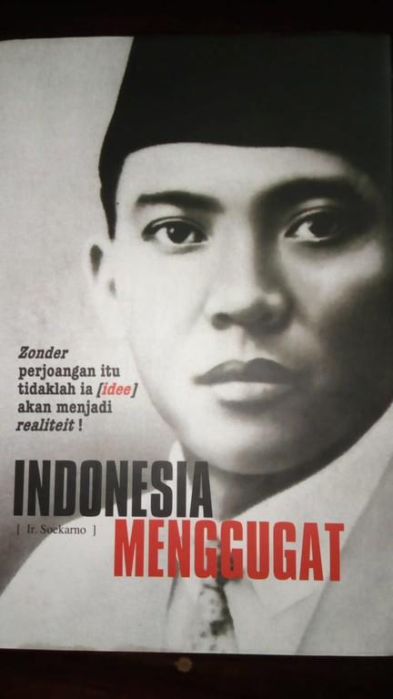 Detail Buku Indonesia Menggugat Nomer 37