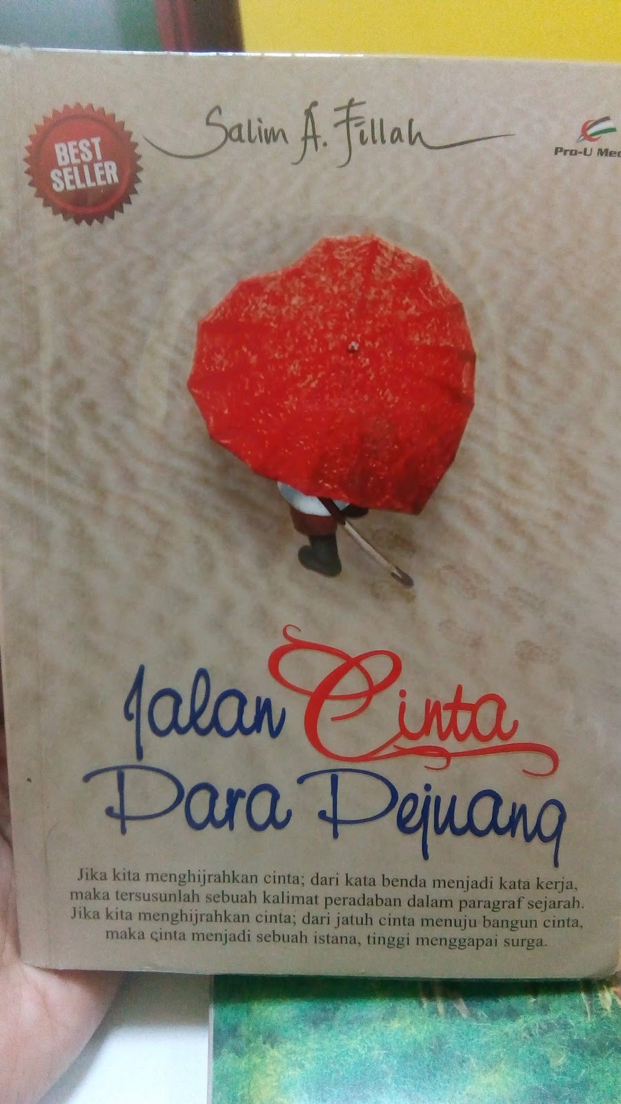 Detail Buku Jalan Cinta Para Pejuang Nomer 22