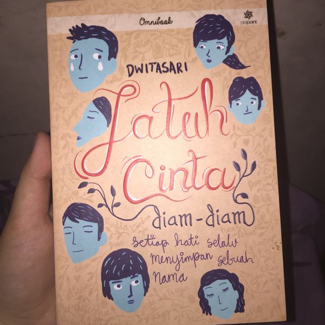 Detail Buku Jatuh Cinta Diam Diam Nomer 6