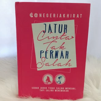 Detail Buku Jatuh Cinta Tak Pernah Salah Nomer 16