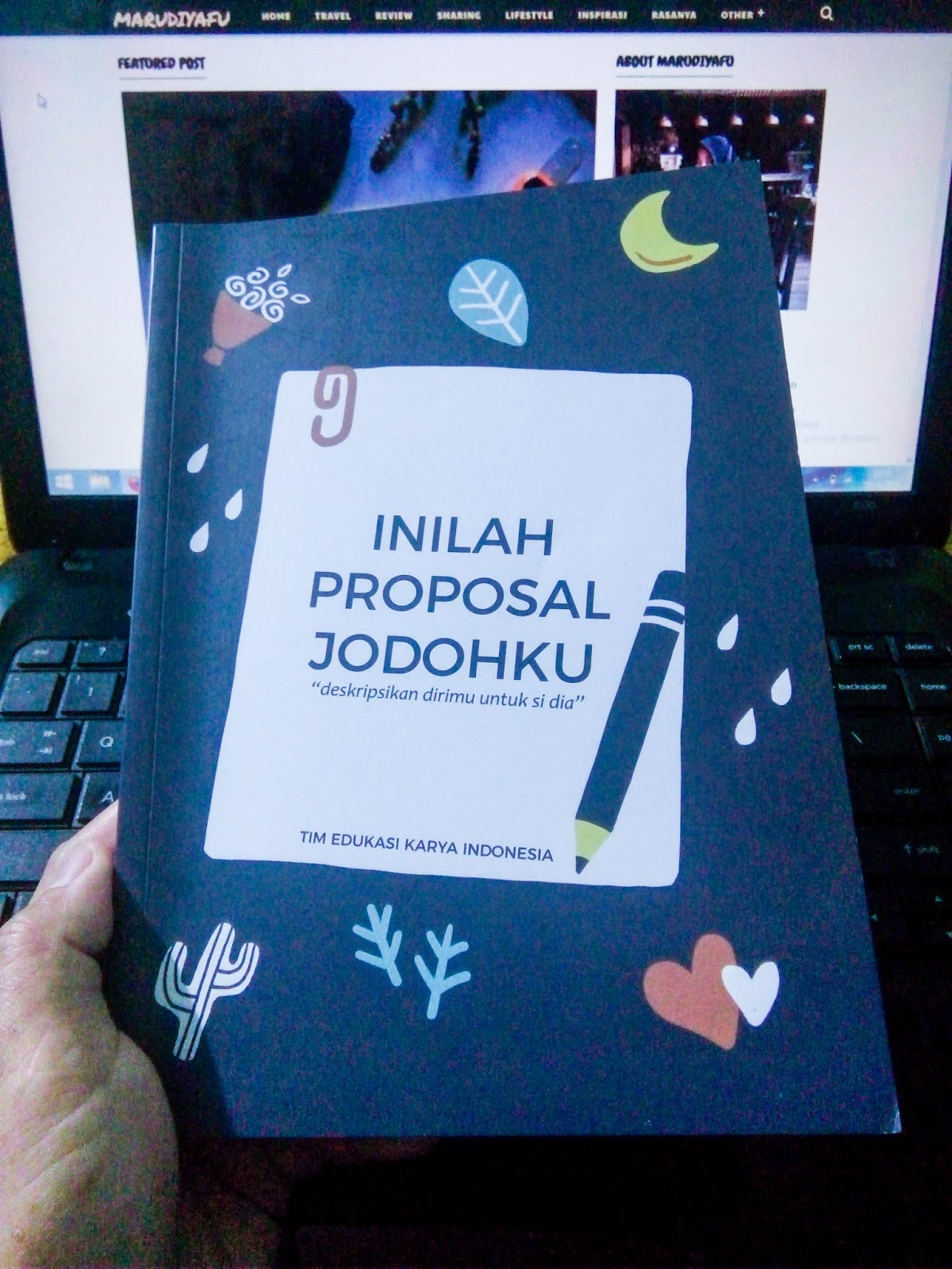 Detail Buku Jodohku Inilah Proposal Nikahku Nomer 13