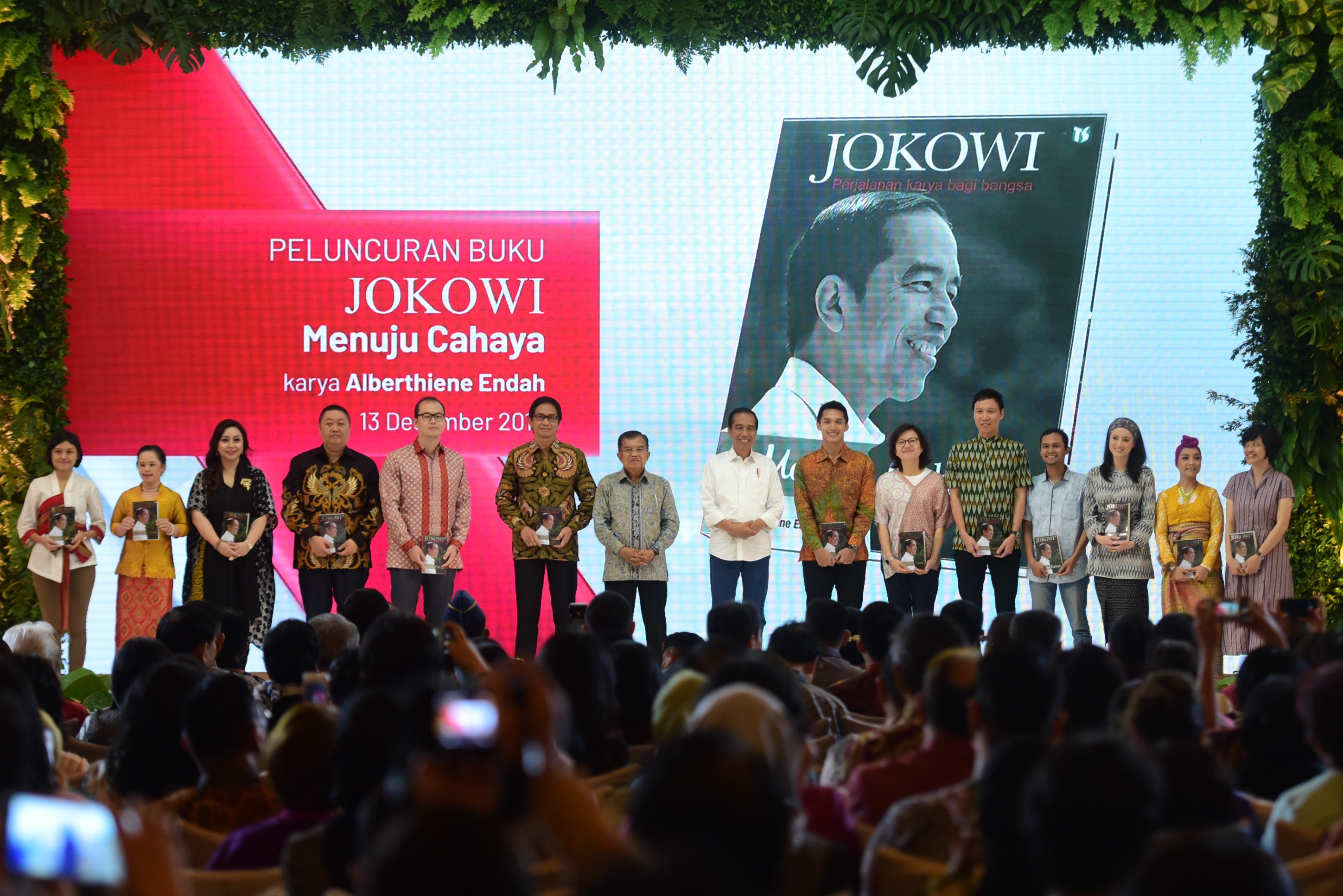 Detail Buku Jokowi Menuju Cahaya Nomer 11