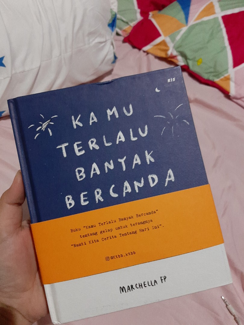 Detail Buku Kamu Terlalu Banyak Bercanda Nomer 14