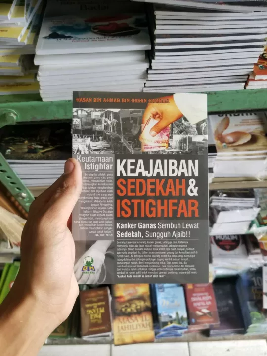 Detail Buku Keajaiban Sedekah Dan Istighfar Nomer 10