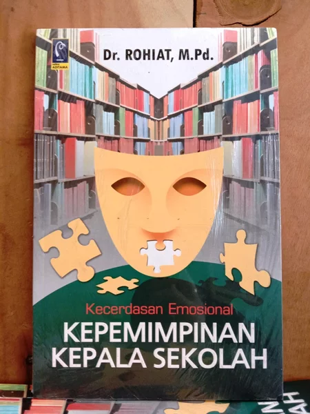 Detail Buku Kepemimpinan Kepala Sekolah Nomer 24