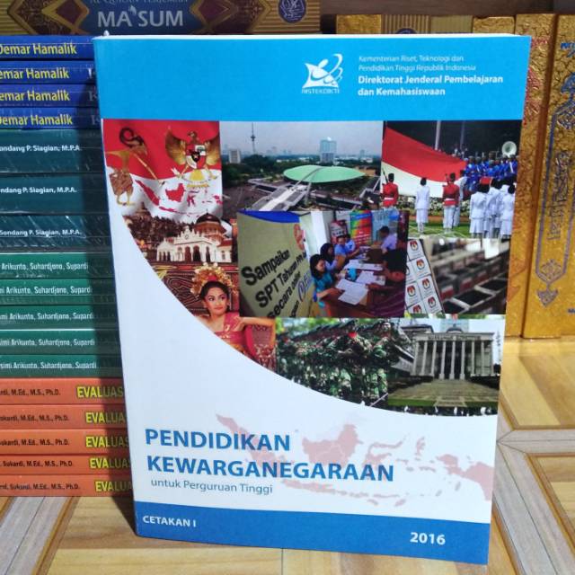 Detail Buku Kewarganegaraan Perguruan Tinggi Nomer 45