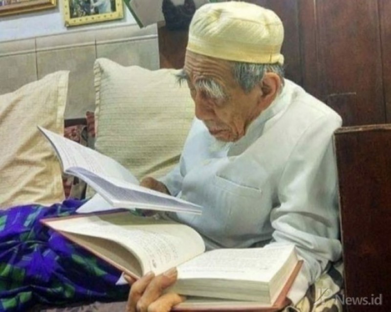 Detail Buku Kh Maimun Zubair Nomer 25