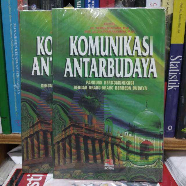 Detail Buku Komunikasi Antar Budaya Nomer 27