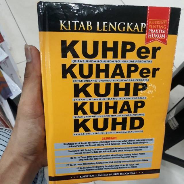 Detail Buku Kuhp Dan Kuhap Nomer 15