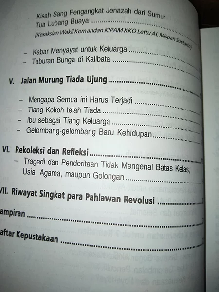 Detail Buku Kunang Kunang Kebenaran Di Langit Malam Nomer 33