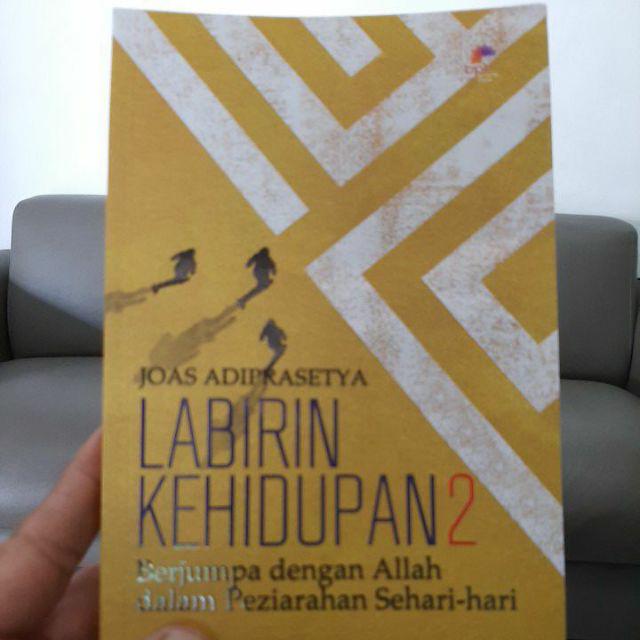 Detail Buku Labirin Kehidupan Nomer 23