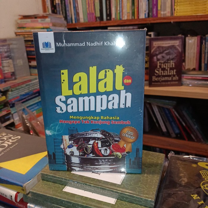 Detail Buku Lalat Dan Sampah Nomer 24