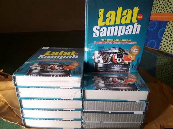 Detail Buku Lalat Dan Sampah Nomer 34