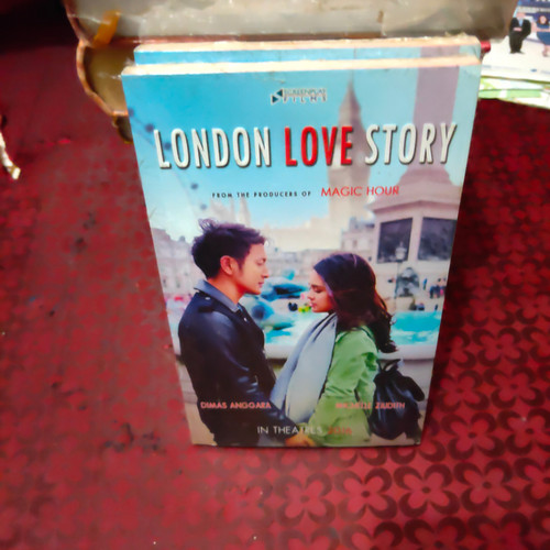 Detail Buku London Love Story Nomer 26