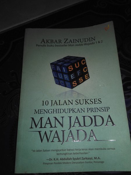 Detail Buku Man Jadda Wajada Nomer 32