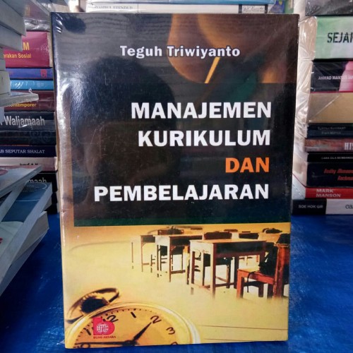 Detail Buku Manajemen Kurikulum Dan Pembelajaran Nomer 4