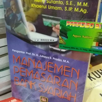 Detail Buku Manajemen Pemasaran Syariah Nomer 40