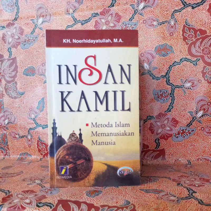 Detail Buku Memanusiakan Manusia Nomer 25