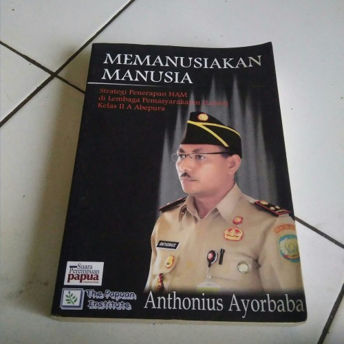 Detail Buku Memanusiakan Manusia Nomer 48
