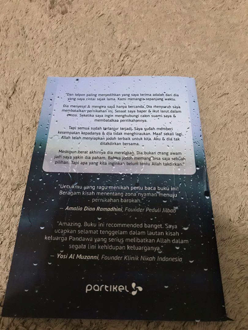 Detail Buku Menantimu Di Ujung Rindu Nomer 27