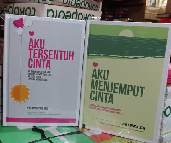 Detail Buku Menjemput Cinta Nomer 11