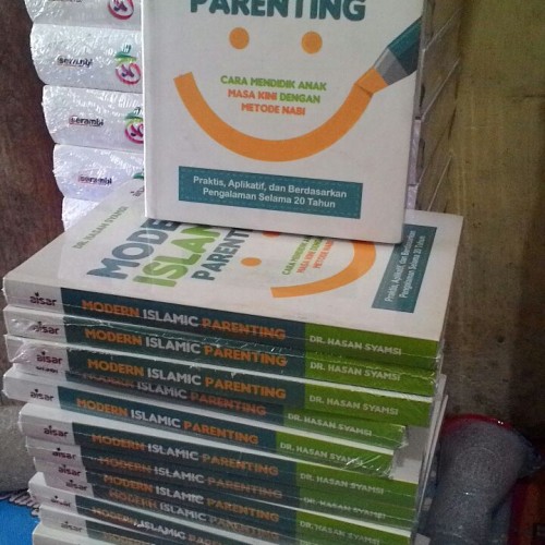 Detail Buku Modern Islamic Parenting Nomer 35