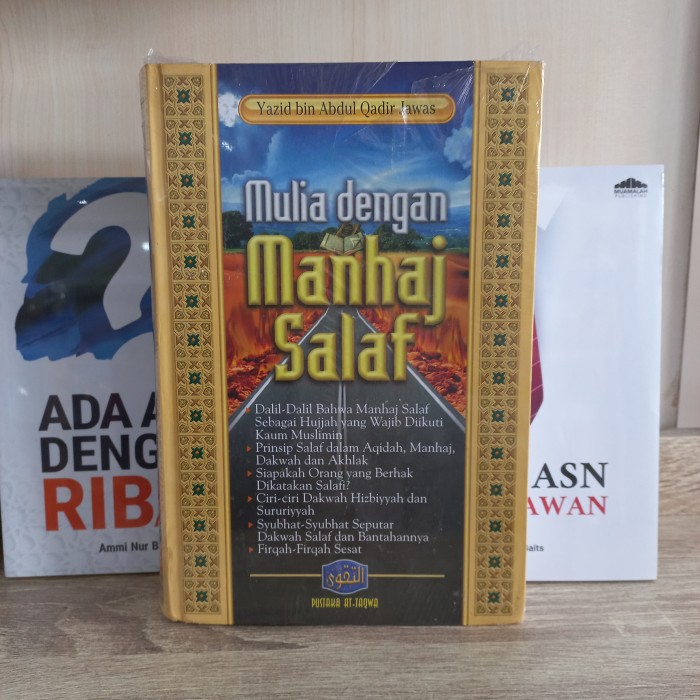 Detail Buku Mulia Dengan Manhaj Salaf Nomer 38