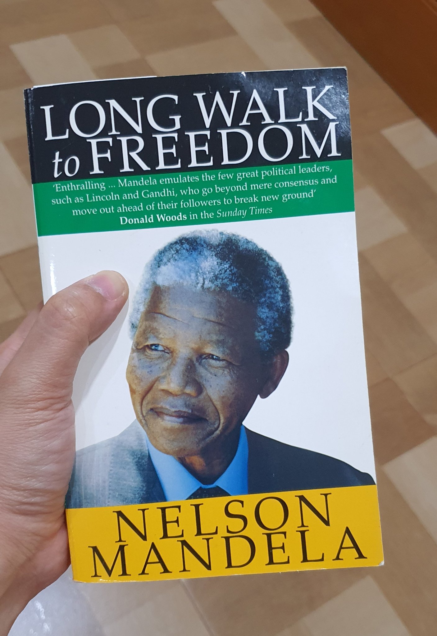 Detail Buku Nelson Mandela Nomer 45