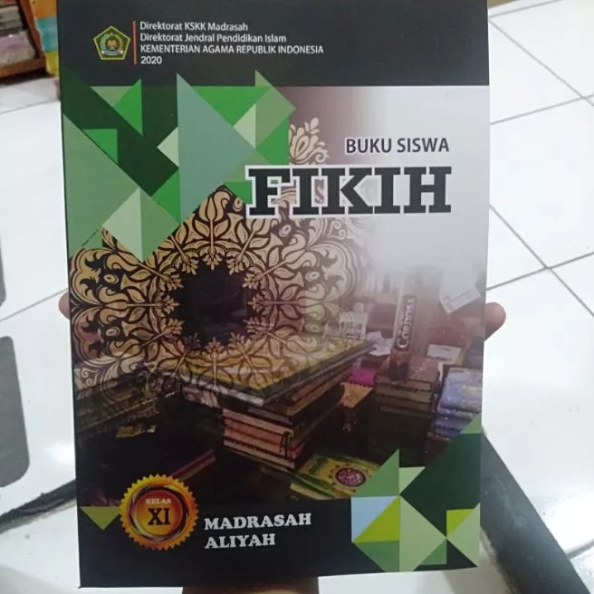 Detail Buku Paket Fikih Kelas 11 Kurikulum 2013 Nomer 40