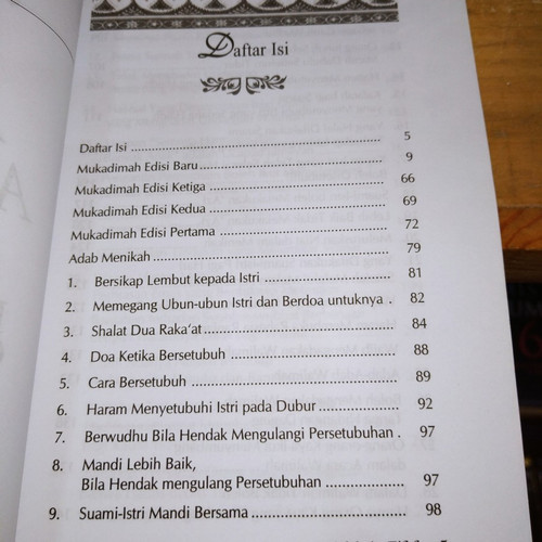 Detail Buku Panduan Istri Kedua Nomer 10