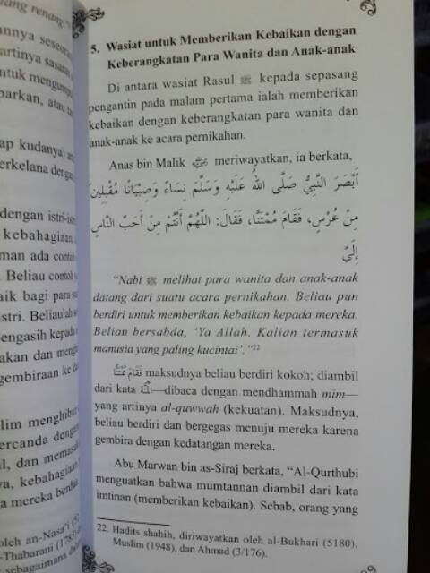 Detail Buku Panduan Malam Pertama Nomer 8