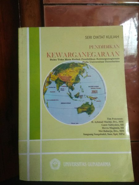 Detail Buku Pendidikan Kewarganegaraan Kuliah Nomer 48