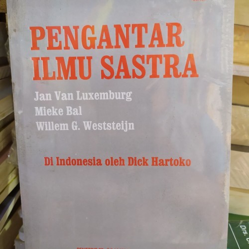 Detail Buku Pengantar Ilmu Sastra Nomer 46