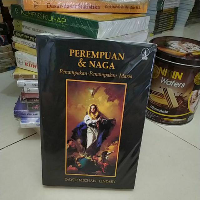 Detail Buku Perempuan Dan Naga Nomer 11