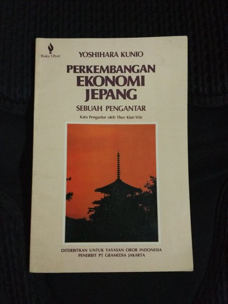 Detail Buku Perkembangan Ekonomi Nomer 10