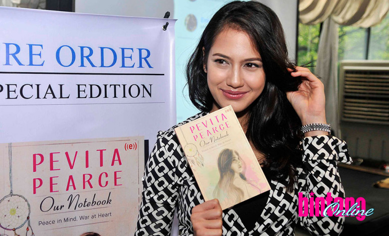 Detail Buku Pevita Pearce Our Notebook Nomer 37