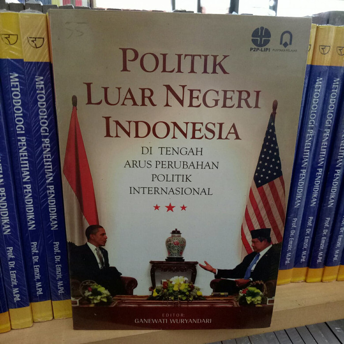 Detail Buku Politik Luar Negeri Nomer 15
