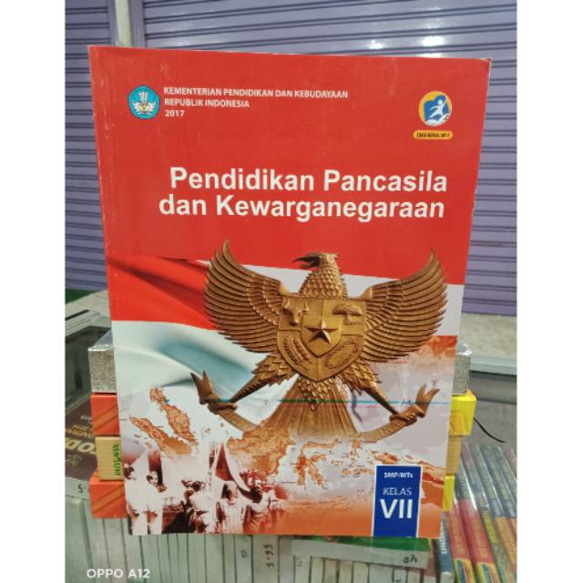 Detail Buku Ppkn Kelas 7 K13 Nomer 31