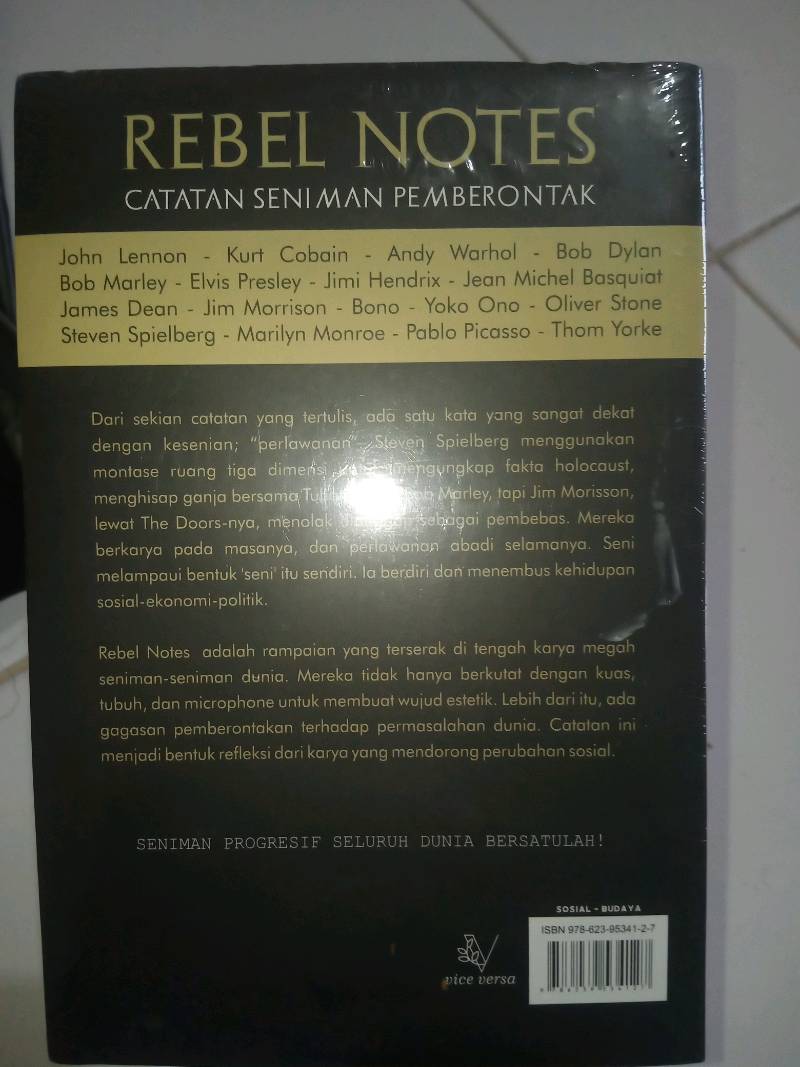 Detail Buku Rebel Notes Nomer 51