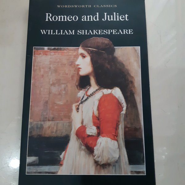 Detail Buku Romeo Dan Juliet Nomer 33