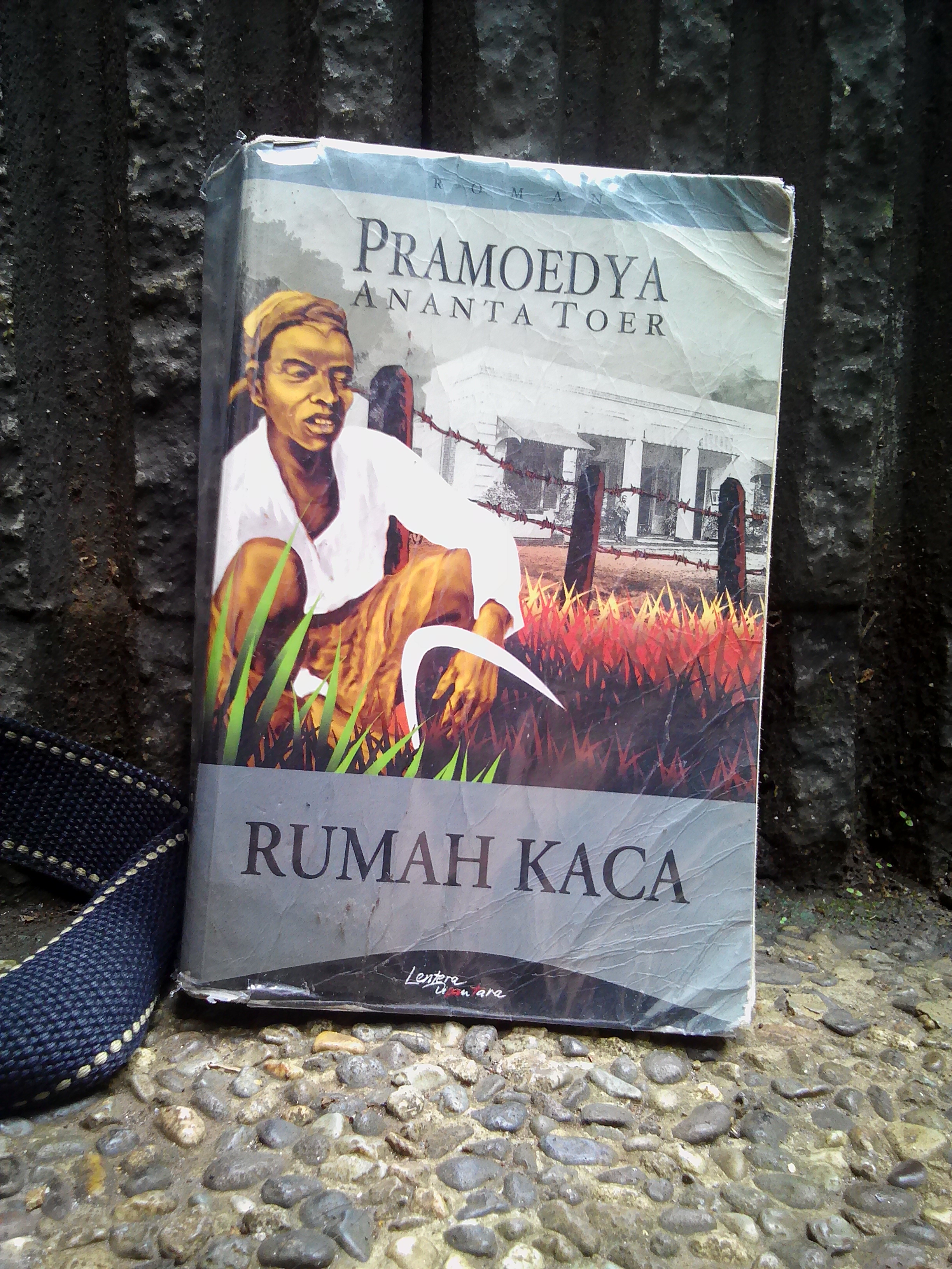 Detail Buku Rumah Kaca Nomer 13