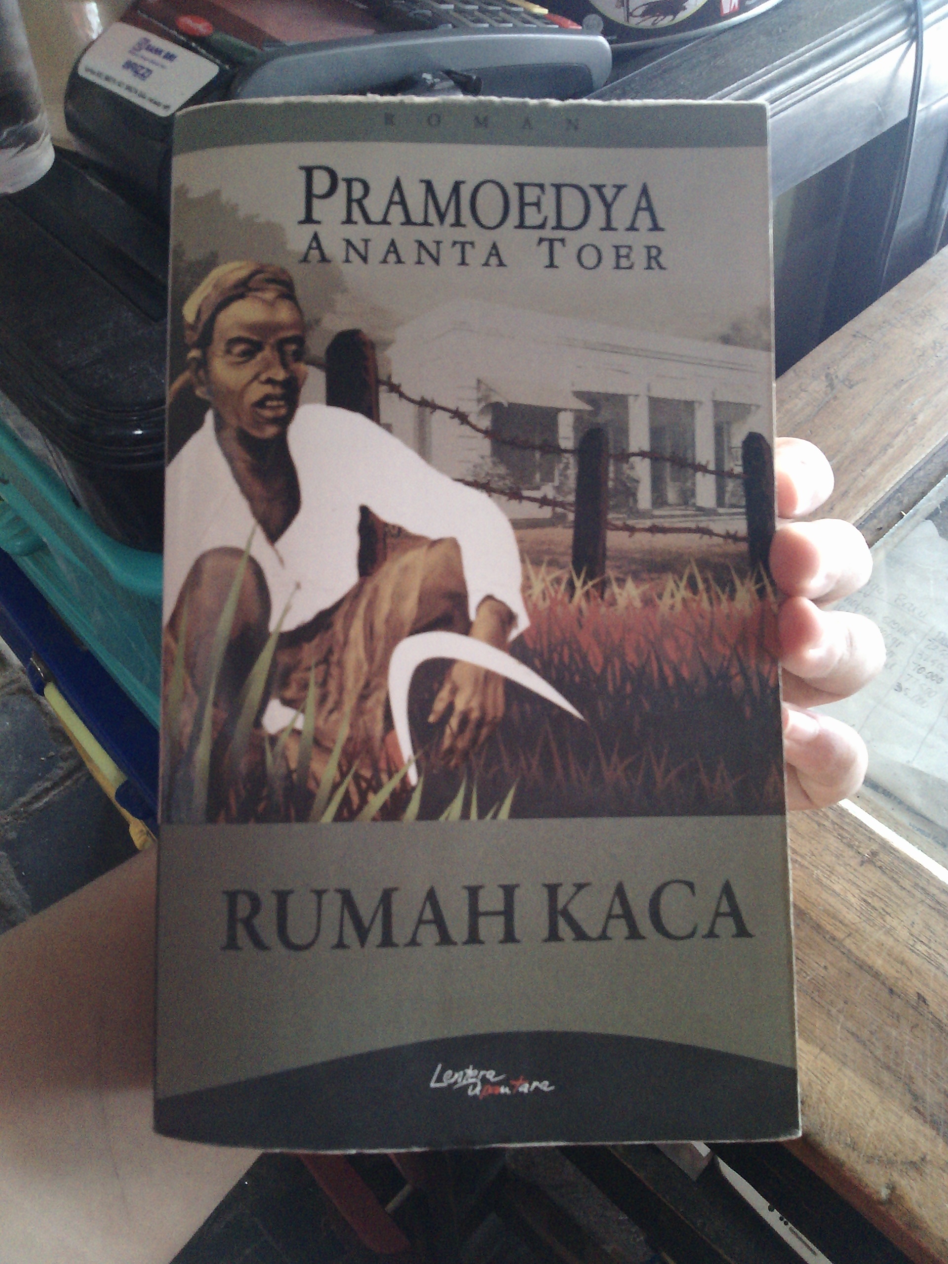 Detail Buku Rumah Kaca Nomer 48